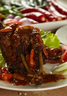 Bebek Saos Padang Dada