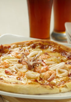 pizza seafood